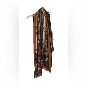 NWT Elegant Brown and Black Scarf